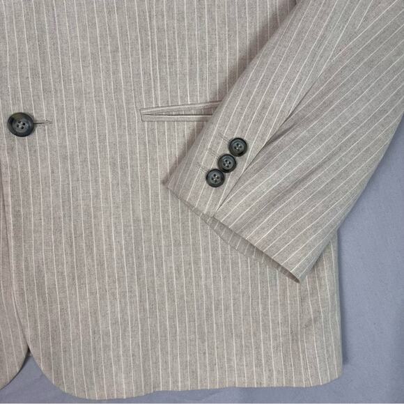 Linen Blend Blazer Mens 40R Pinstripe Beige White Woven in Italy Claiborne - Picture 4 of 13